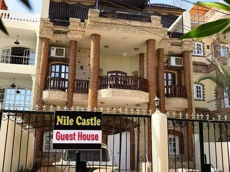 پانسیون Nile Castle