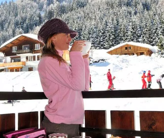 اقامتگاه Azureva La Clusaz Les Aravis