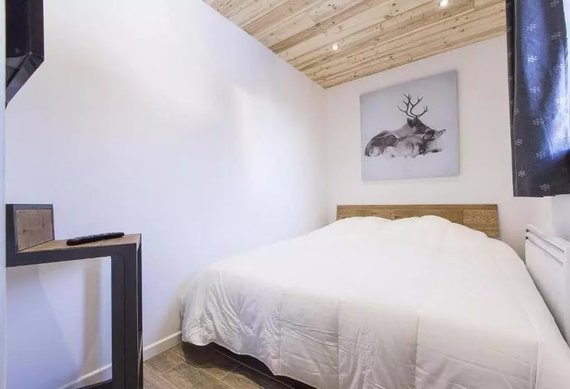 リゾートホテル Residence Le Domaine Du Jardin Alpin   Courchevel 1850