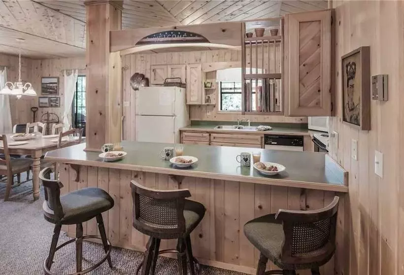 123 Rising Hill  Two Bedroom Cabin