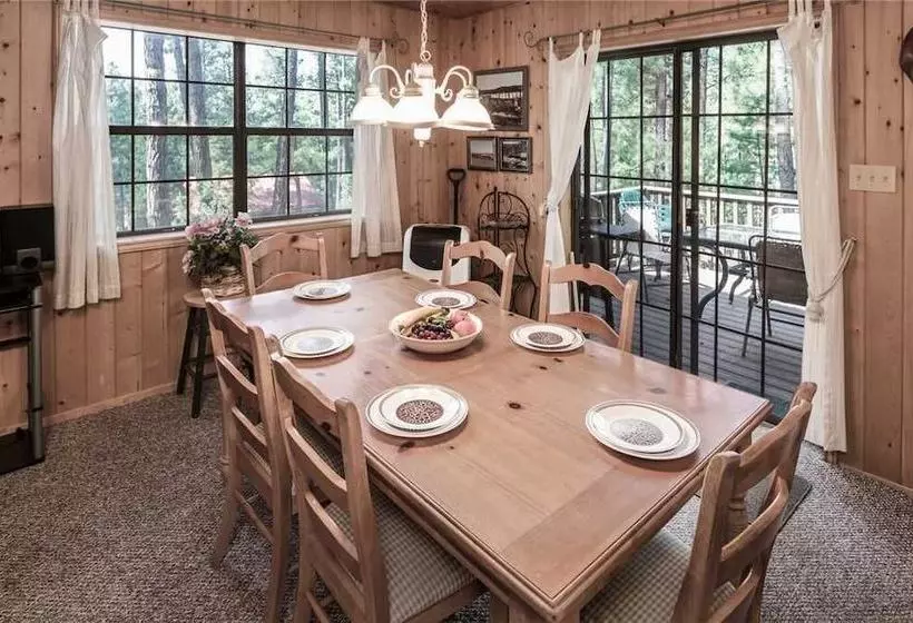 123 Rising Hill  Two Bedroom Cabin