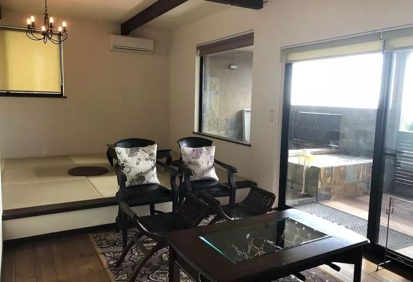 Ryokan Villa Montpetre