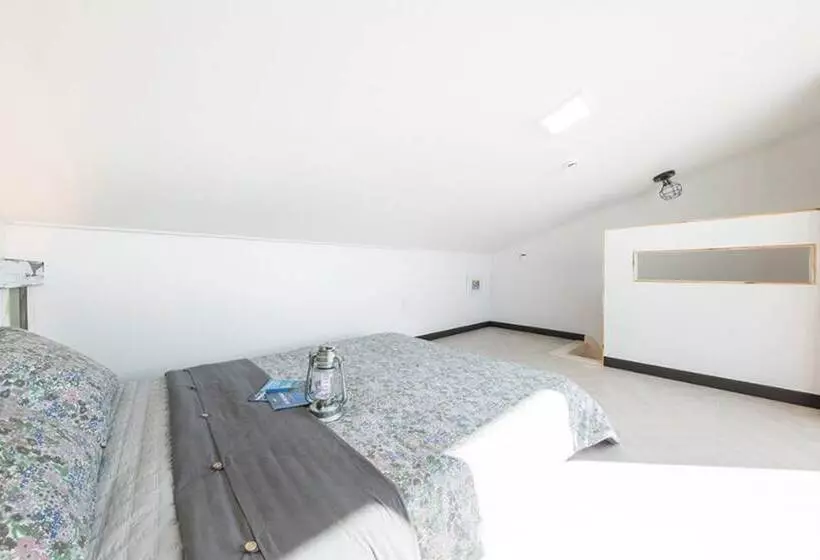 Yeosu Ggotnal Pension