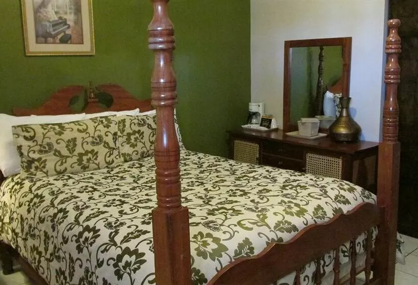 استراحتگاه Grand Bahía Ocean View Hotel