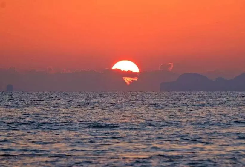 酒店 Andaman Lanta Resort   Sha Extra Plus