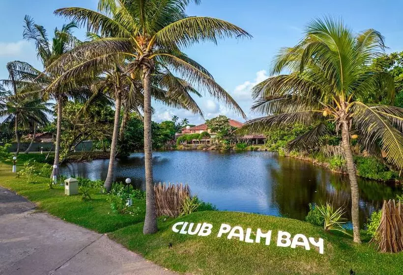 Отель Club Palm Bay