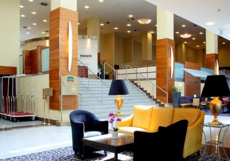 Hotel Courtyard By Marriott Warsaw Airport