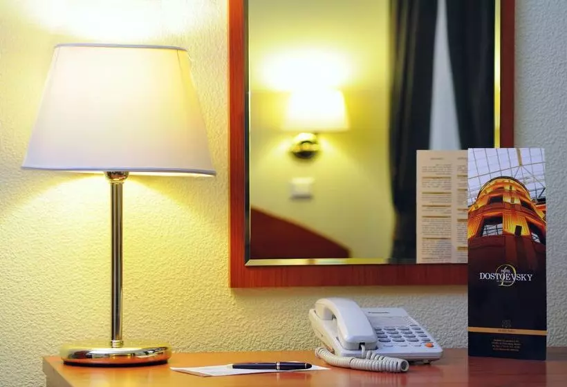 酒店 Dostoevsky