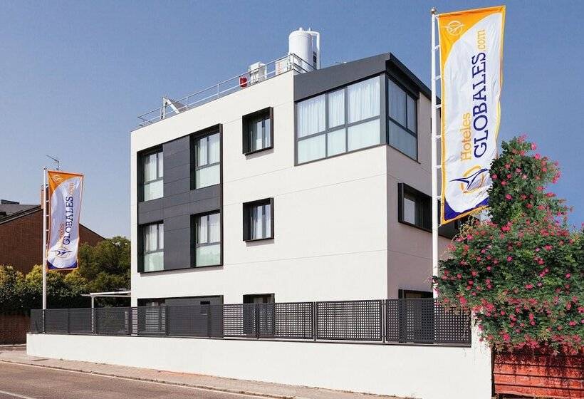 هتل Globales Acis y Galatea