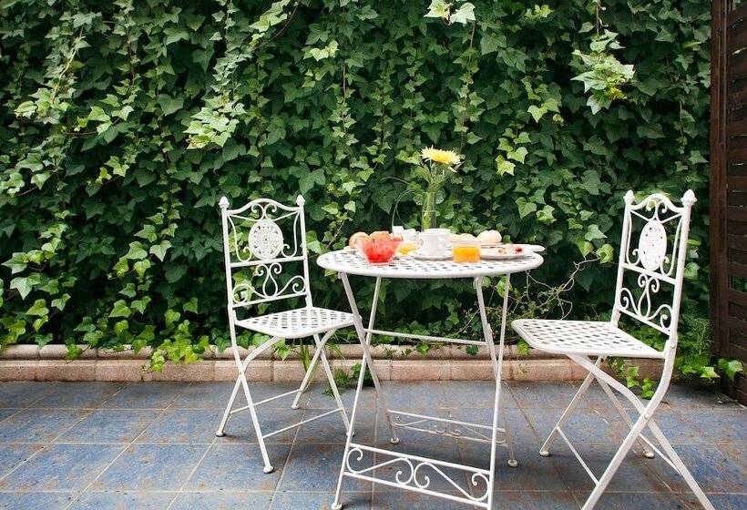 هتل Globales Acis y Galatea