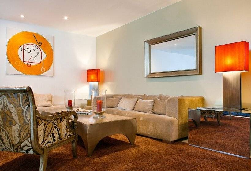 هتل Globales Acis y Galatea