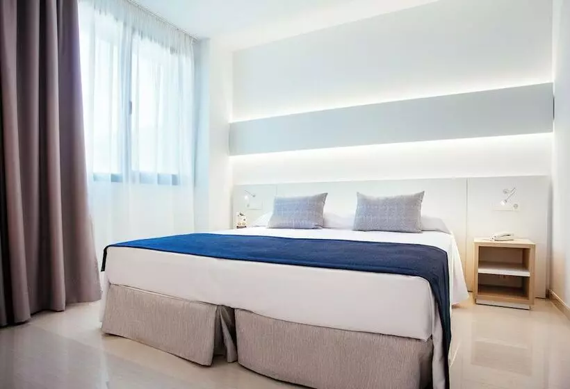 هتل Globales Acis y Galatea