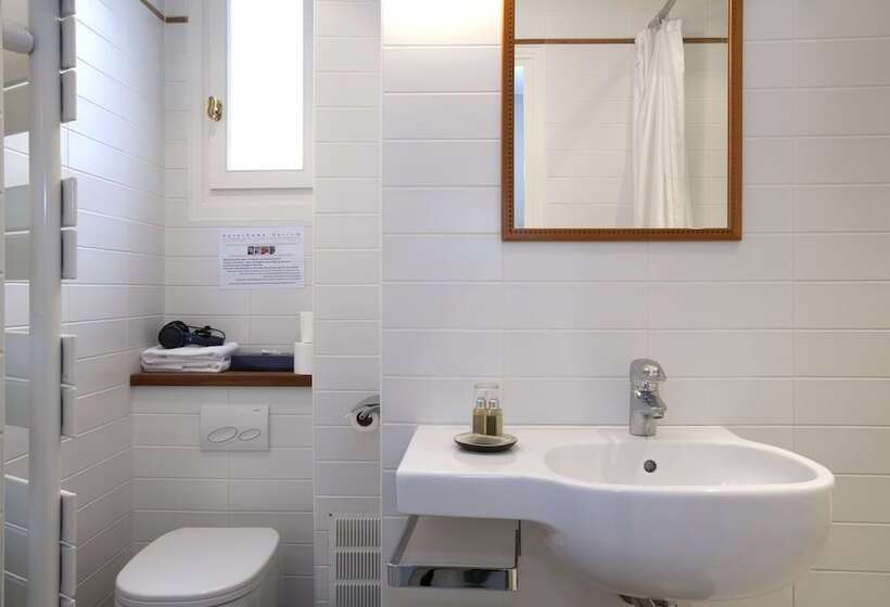 هتل Home Paris 16