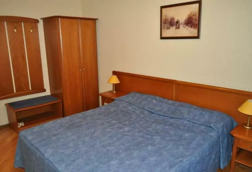 Hotelli Ozerkovskaya