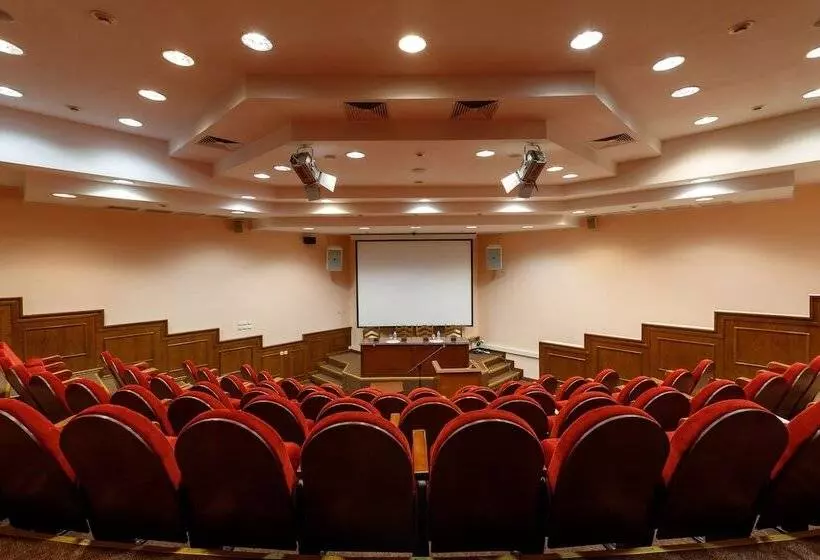 فندق Pur Navolok