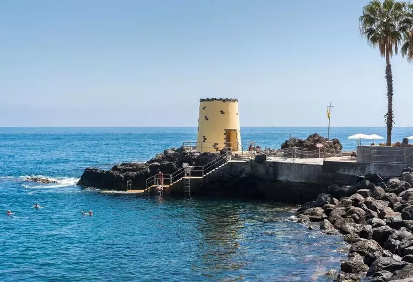 호텔 Royal Savoy  Ocean Resort  Savoy Signature