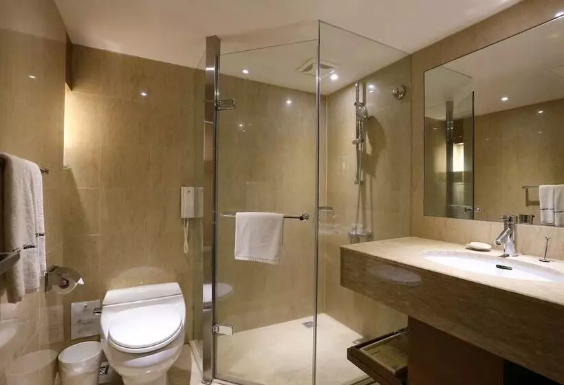 Taipei Fullerton Hotel   South