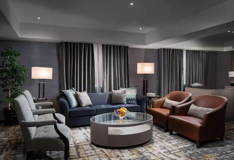 Taipei Fullerton Hotel   South