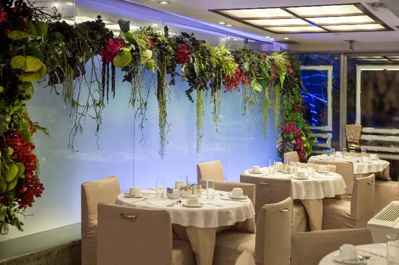 Отель The Athenian Callirhoe Exclusive