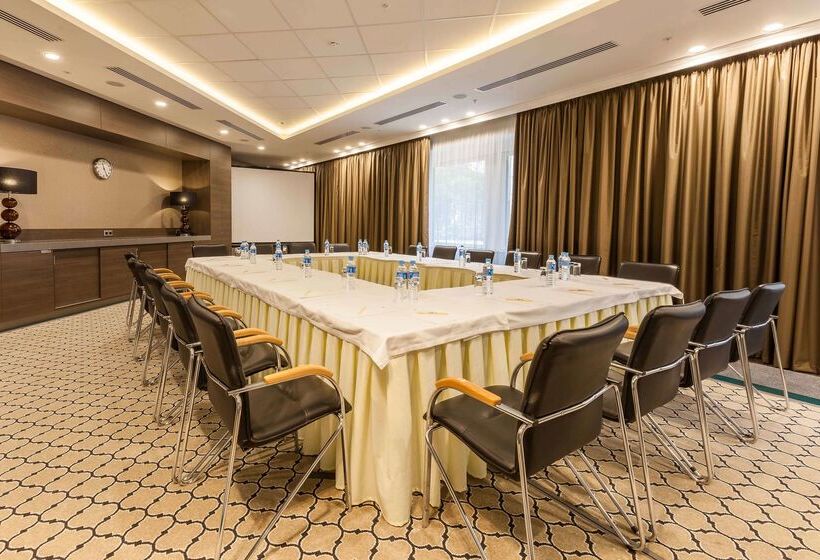 Doubletree By Hilton Hotel Tyumen