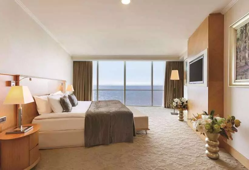 酒店 Wyndham Grand Izmir Ozdilek Thermal & Spa