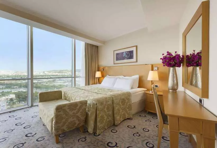 酒店 Wyndham Grand Izmir Ozdilek Thermal & Spa