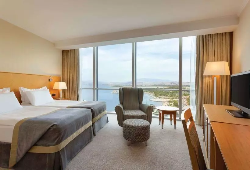 酒店 Wyndham Grand Izmir Ozdilek Thermal & Spa