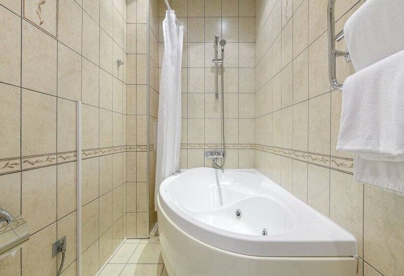 Prestige Hotel On Vasilyevsky