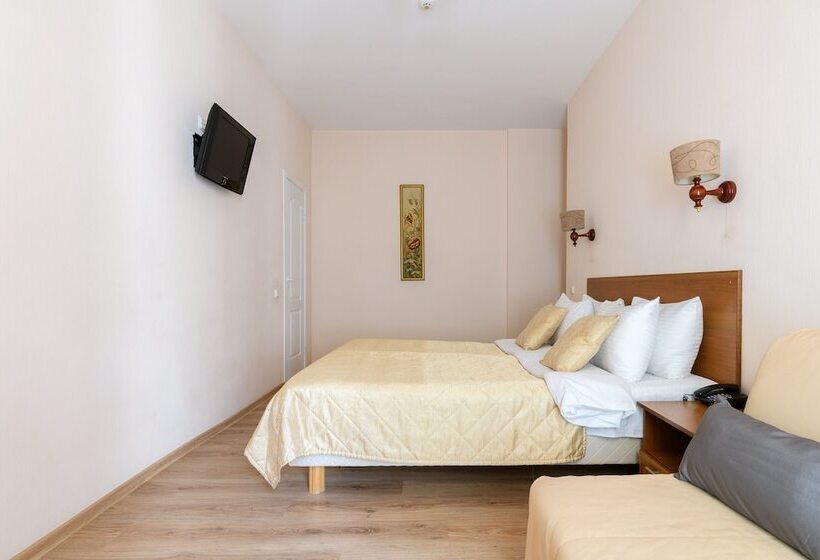 Prestige Hotel On Vasilyevsky