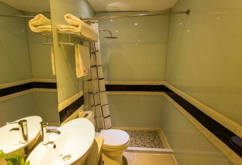 Royal Court Hotel Shanghai