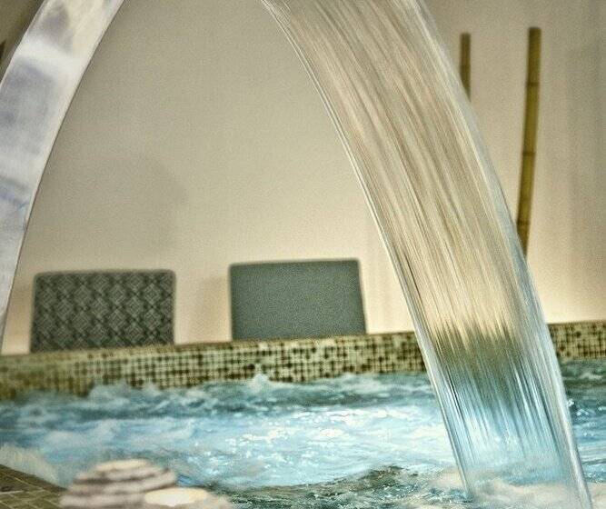 Aloha Hill Club Golf & Spa Apartments