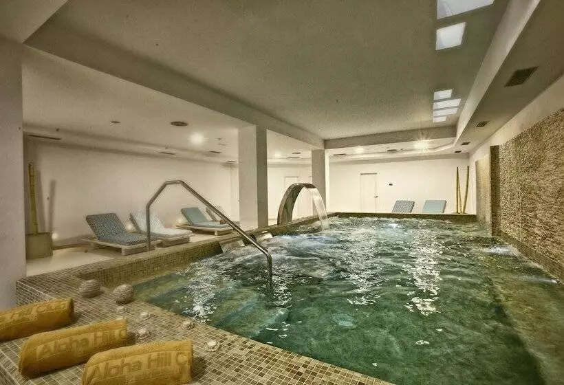 Aloha Hill Club Golf & Spa Apartments