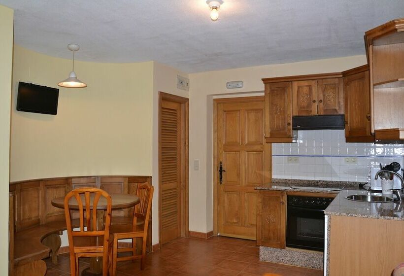 Apartamentos Rurales Casa De La Villa