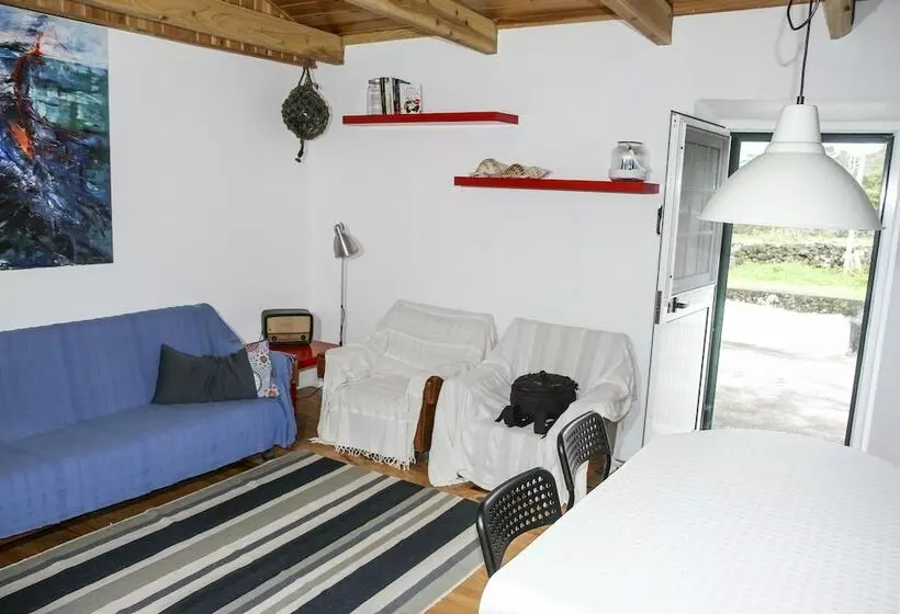 Casa Da Pia De Pedra