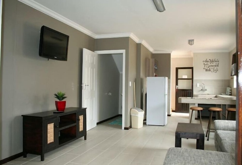 هتل Lagoon Chalets