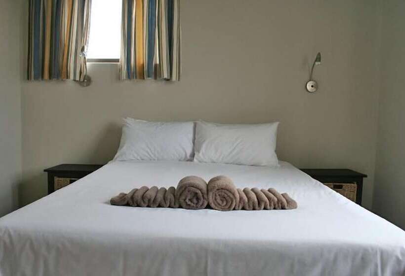 هتل Lagoon Chalets