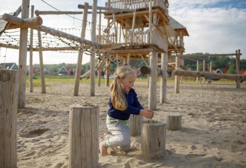 Отель Landal Waterparc Veluwemeer