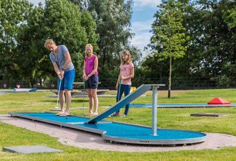 Отель Landal Waterparc Veluwemeer