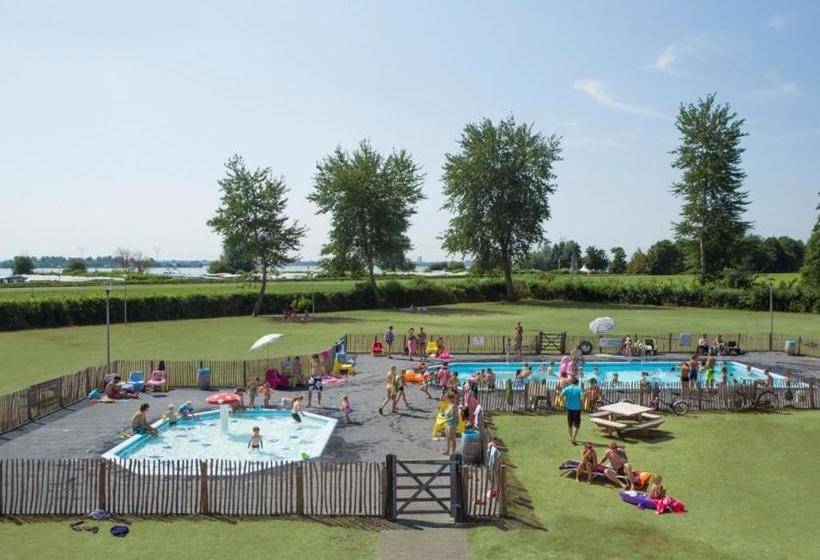 Отель Landal Waterparc Veluwemeer