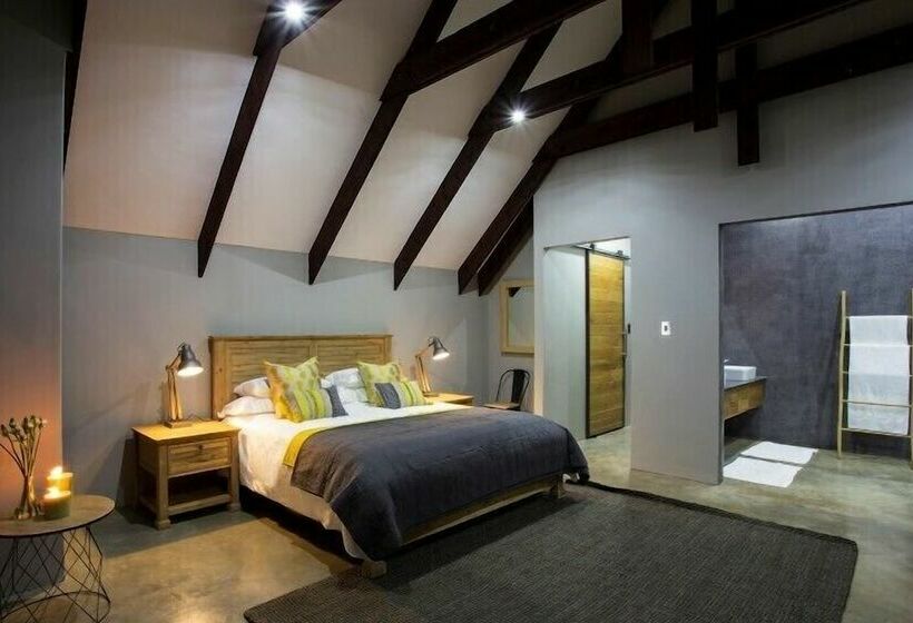 فندق Mount High Luxury Country Lodge