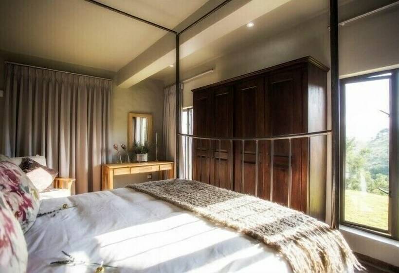 فندق Mount High Luxury Country Lodge