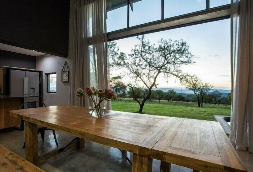 فندق Mount High Luxury Country Lodge