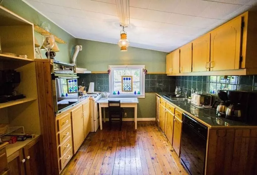 هتل One Of A Kind Experience Heritage Cottage