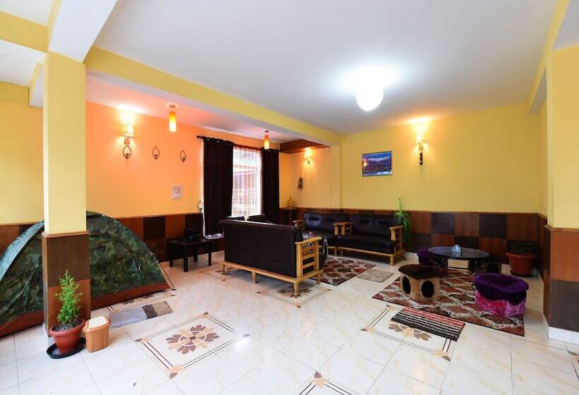 פנסיון Oyo 14257 Home Pleasant Family Studio At Prini