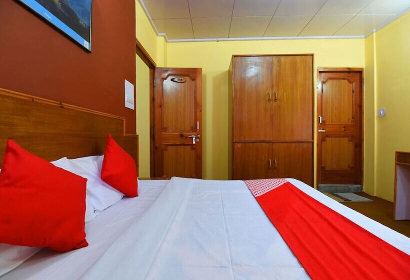 פנסיון Oyo 14257 Home Pleasant Family Studio At Prini