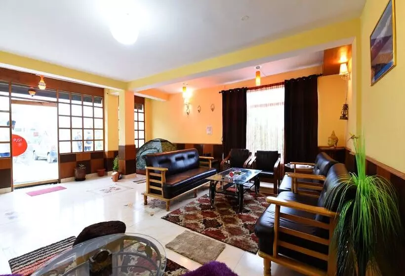 Majatalo Oyo 14257 Home Pleasant Family Studio At Prini