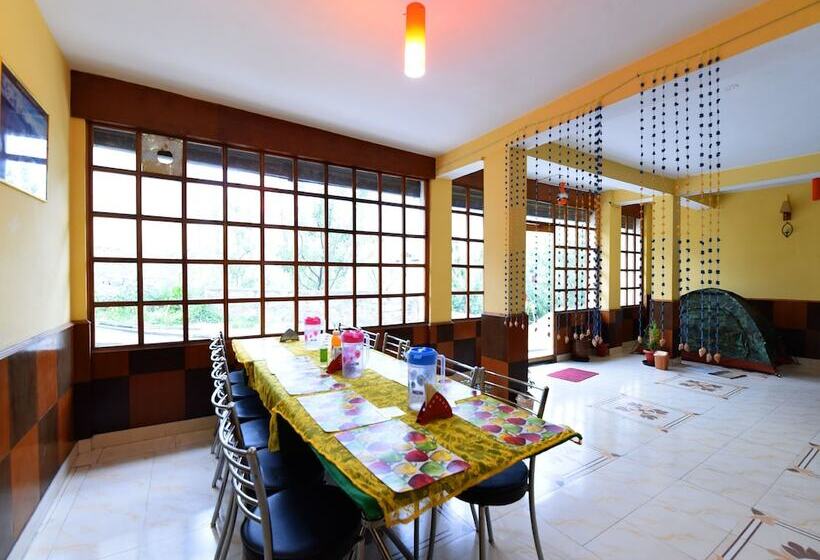 פנסיון Oyo 14257 Home Pleasant Family Studio At Prini