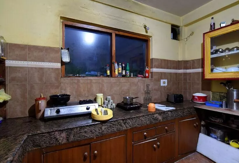 Majatalo Oyo 14257 Home Pleasant Family Studio At Prini