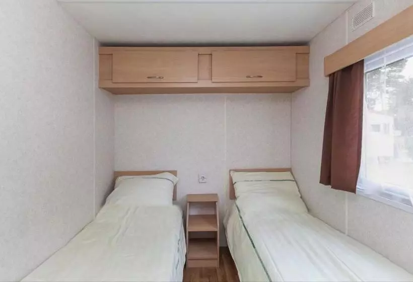 リゾートホテル Db Helden Mobile Home