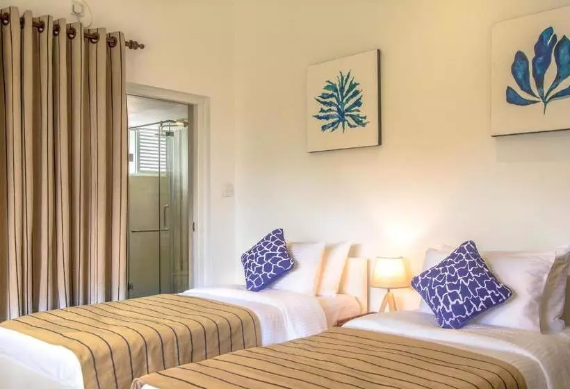 تختخواب و صبحانه Bungalow On 53 Beruwela